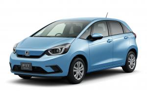 Honda Fit e:HEV Basic 2020 года (JP)